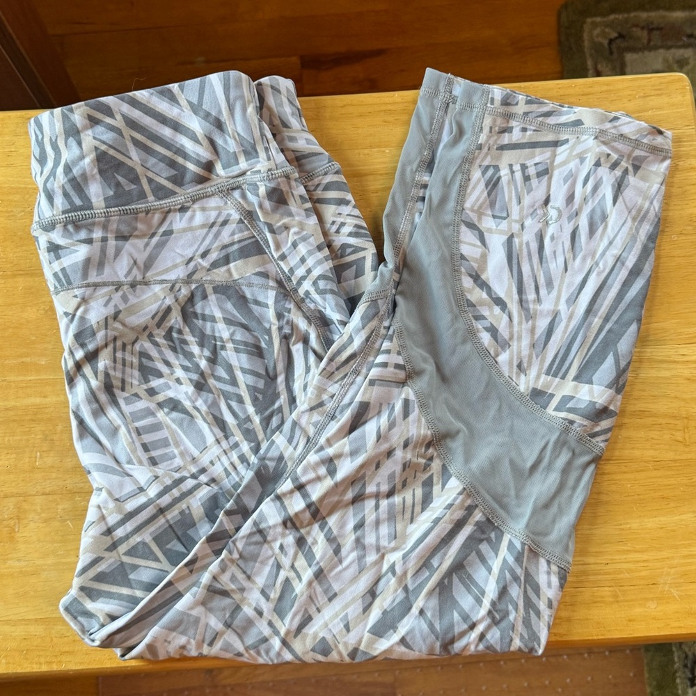 Calvin Klein Gray Patterned Leggings